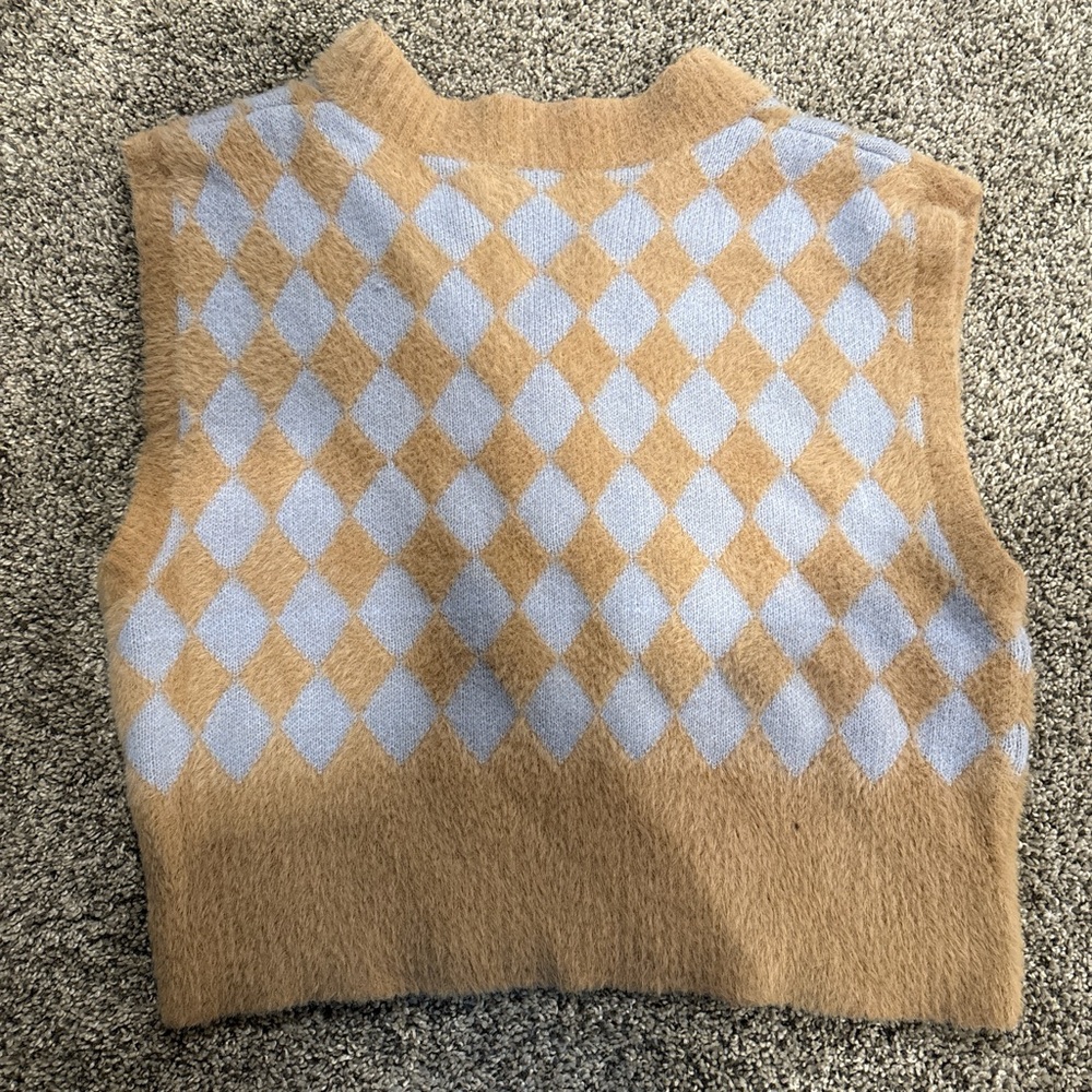 Sincerely Jules Tan and Blue Argyle Sweater Vest - Picture 2 of 2